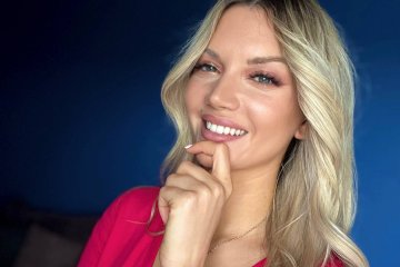 Aleksandra Pospieszałowska-Skuza, nauczyciel angielskiego, anglista, nauczycielka w liceum, tik tok, tiktokerka, nauczycielka na tik toku