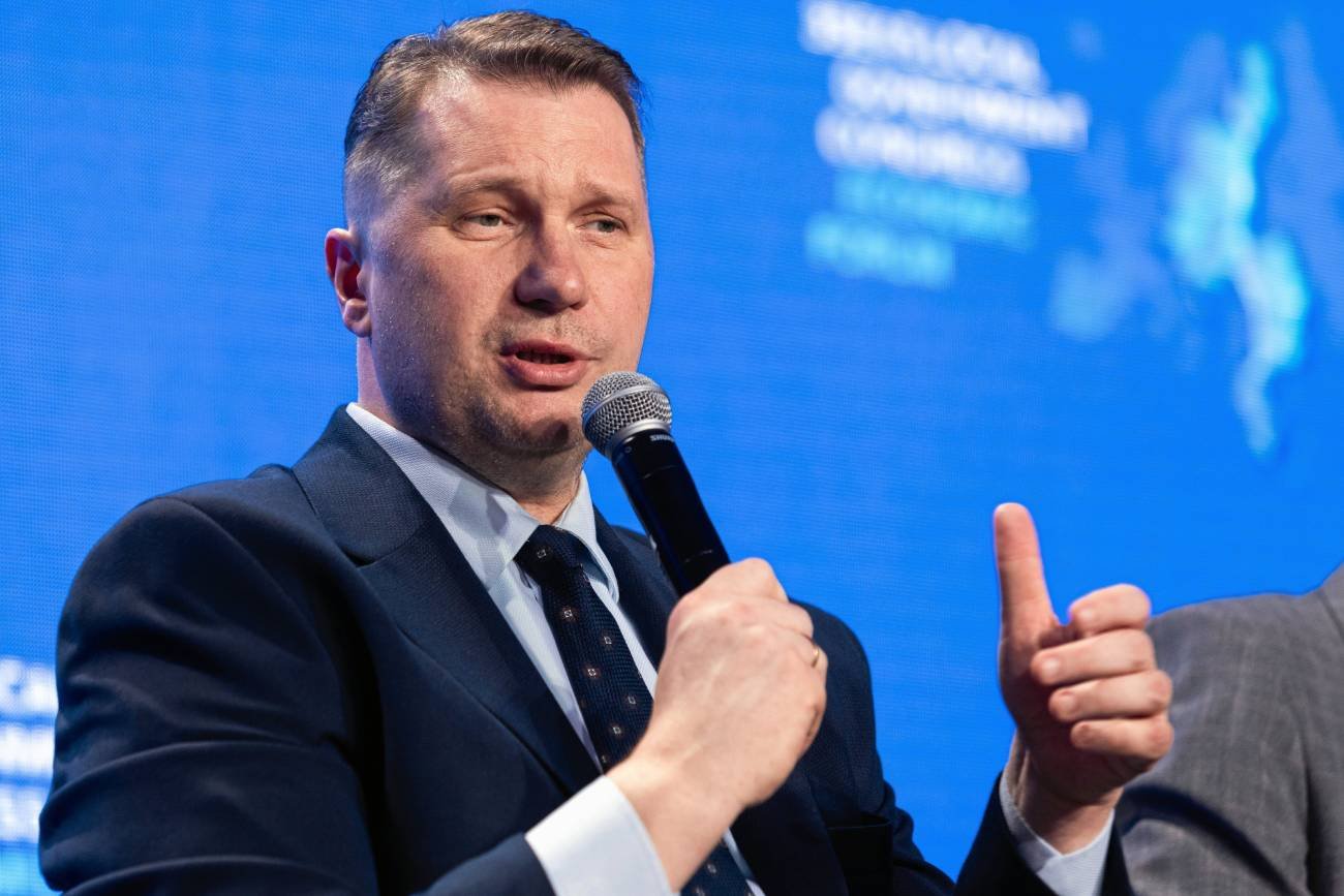 Czarnek krytykuje MEN i wspiera księży. Poszło o edukację zdrowotną