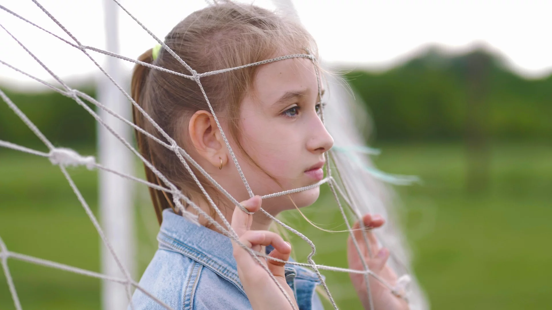 smutna dziewczynka smutna dziewczynka