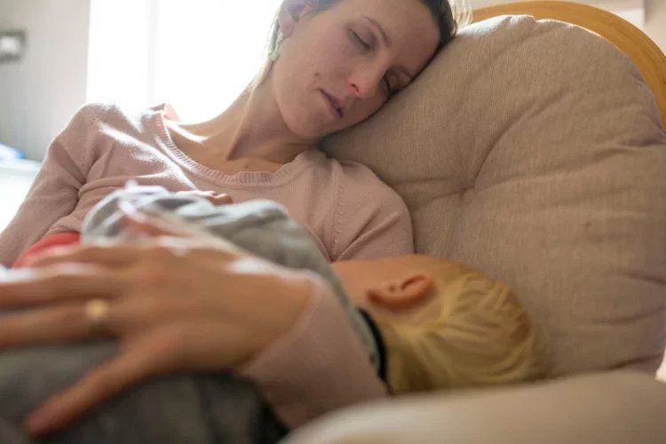Brak snu u mam/Mamy cierpią na brak snu