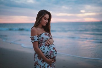 Laktoferyna to kluczowe dla metabolizmu żelaza białko. Dlatego jej podaż w formie suplementu diety powinna być rozważana przez kobiety w ciąży, u których wzrasta zapotrzebowanie na pierwiastek Fe