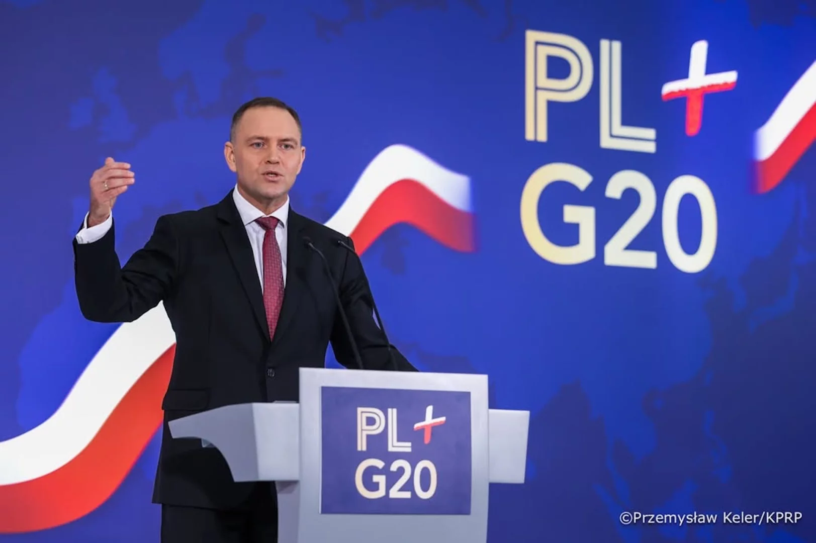 Nauczyciele stracą istotny przywilej już od września. Prezydent Karol Nawrocki podpisał ustawę