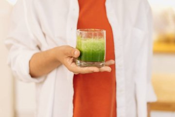 koktajl odchudzający, co na odchudzanie, jak spalić tłuszcz z brzucha, koktajl z ogórka i imbiru, imbir na odchudzanie, dieta ogórkowa