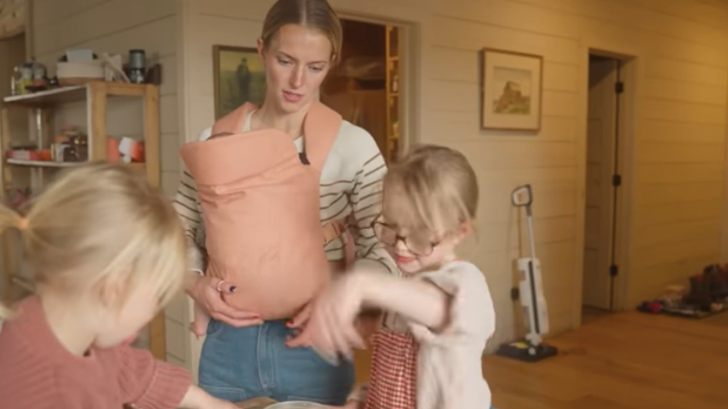 Ballerina Farm mormońska influencerka w 9. ciąży. Fani: on ją chyba do tego zmusza Na zdjęciu Hannah Neeleman z córkami.