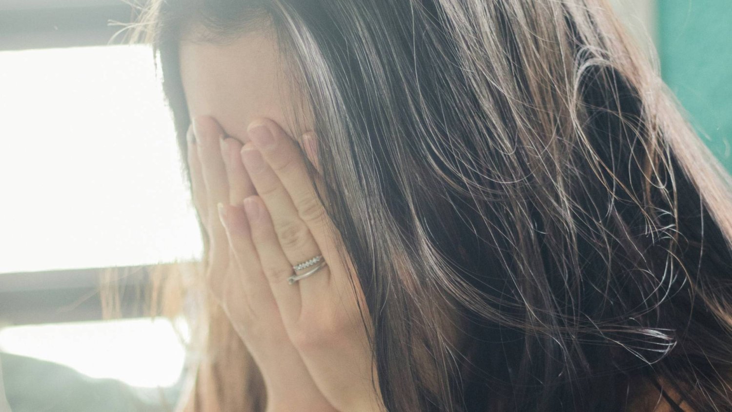 Luty to najdroższy miesiąc i nie zmieni tego podwyżka pensji. Ferie, choroby i rachunki wykańczają