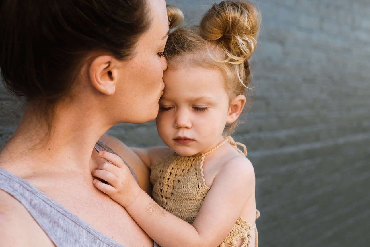 Zapytałam AI o najtrudniejszą rzecz w byciu mamą. Po tej odpowiedzi nie mogłam powstrzymać łez