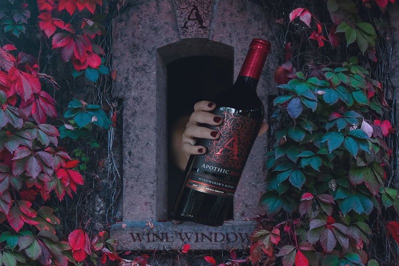 We Florencji powrócił zwyczaj z czasów dżumy. Oto "winne okna"