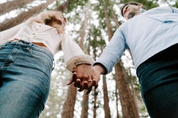Jak wspierać partnerkę - sposoby na zresetowanie kobiety