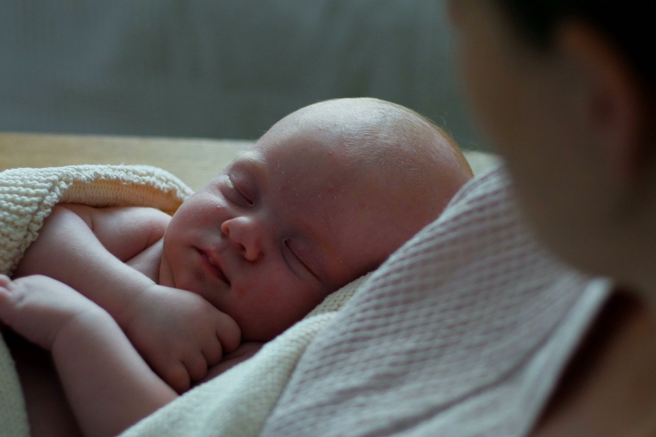 5 powodów, dla których wciąż czujesz się samotna w macierzyństwie. Drugi wyjaśnia prawie wszystko