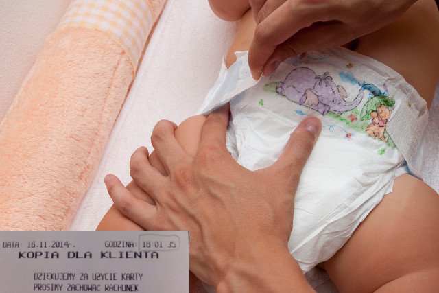 Przewijak czynny do 18-tej. Od 18:01 kupę należy... dowieźć do domu?