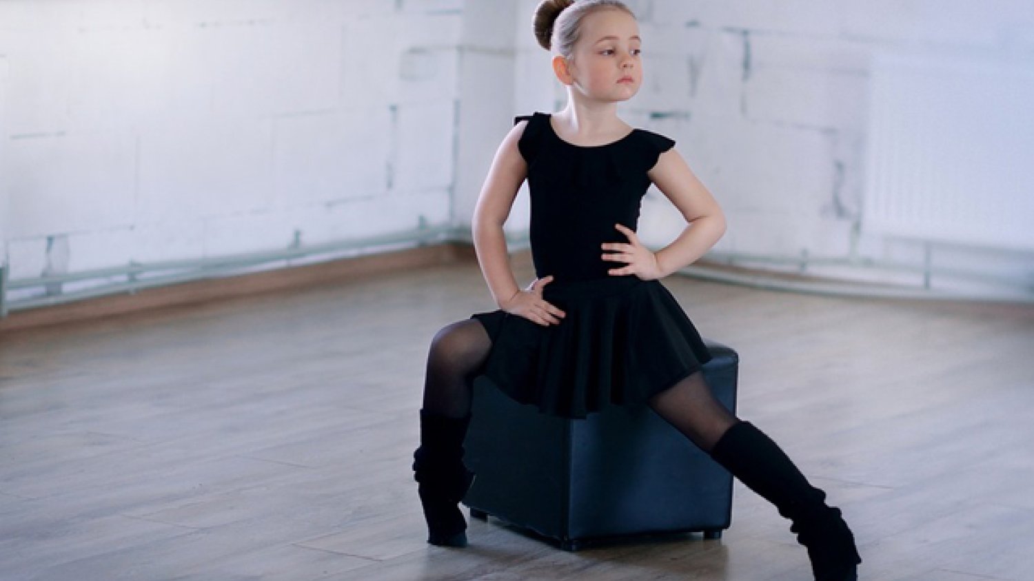 Fot. Pixabay / [url=https://pixabay.com/en/ballet-girl-child-ballerina-dance-1030921/]Unsplash[/url] /[url=https://pixabay.com/en/service/terms/#usage] CC0 Public Domain[/url]