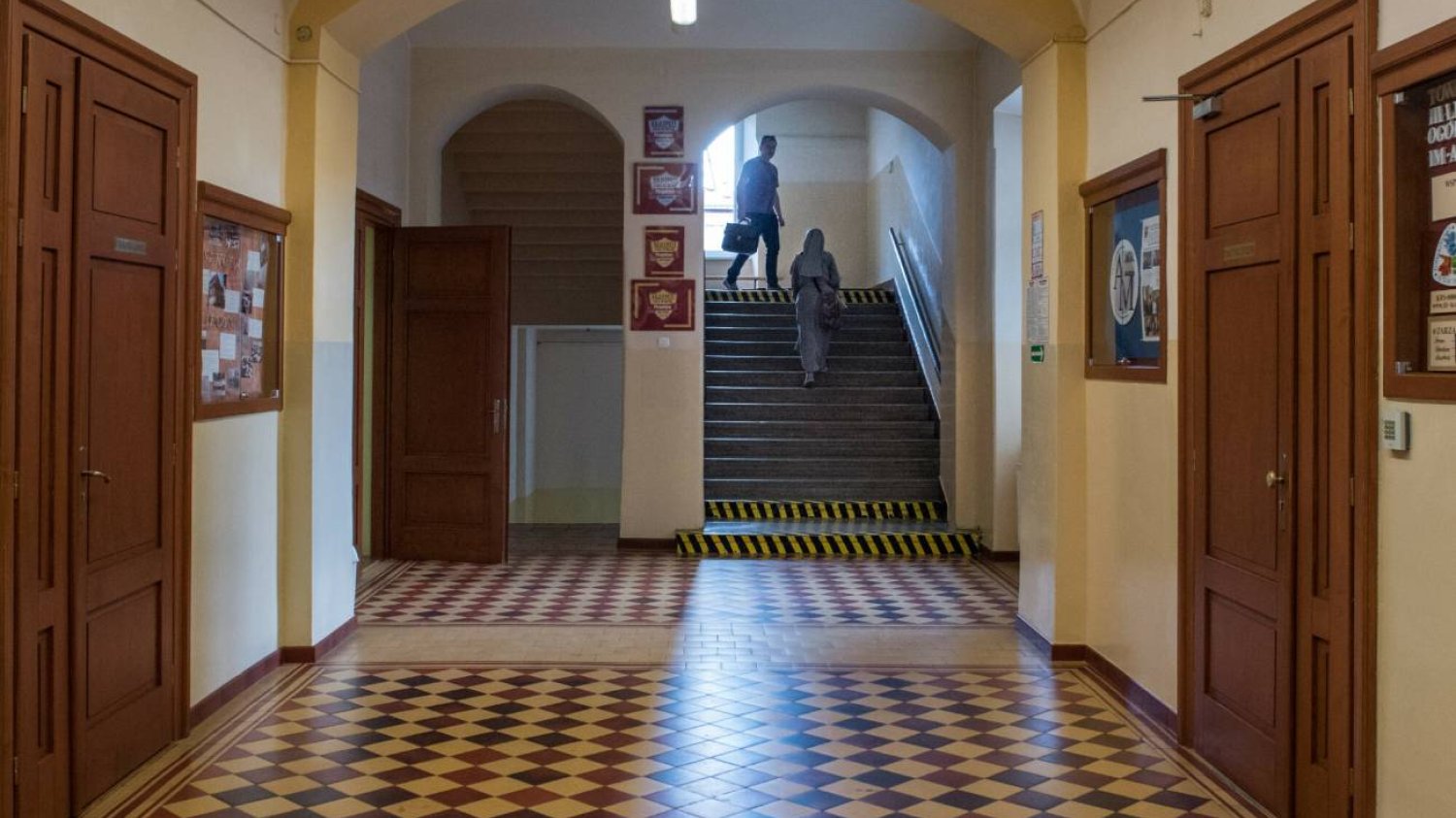 przeniesienie do innej szkoły, rekrutacja do szkoły średniej, rekrutacja uzupełniająca, rekrutacja do liceum, rekrutacja do szkoły ponadpodstawowej, przepisanie w ciągu roku szkolnego, zmiana szkoły