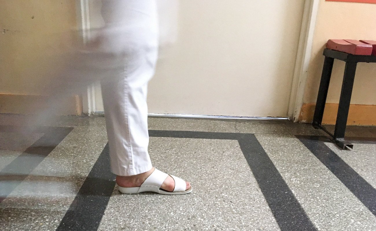 Opieszałość w poradni. Lekarki kazały czekać matkom 50 długich minut.