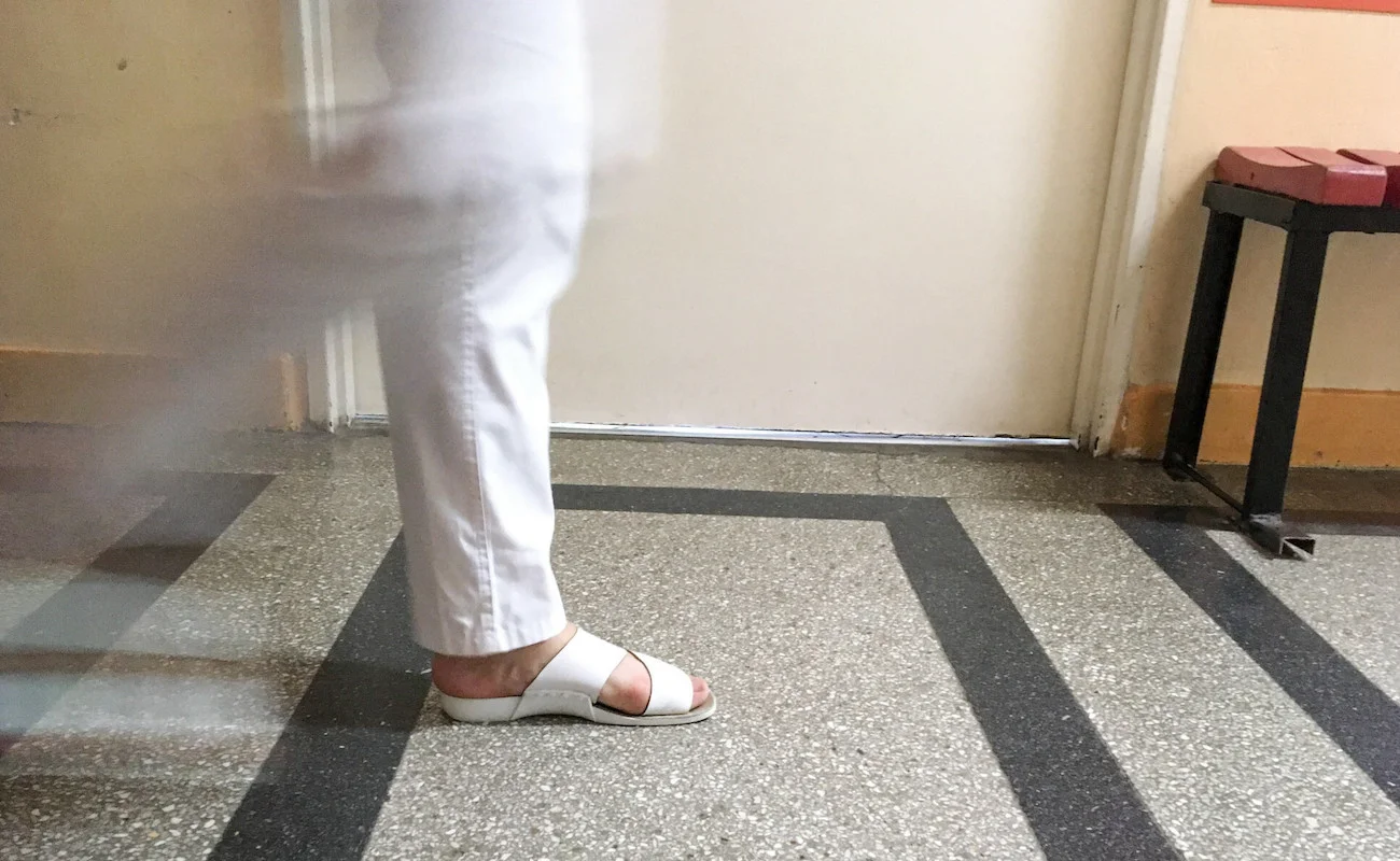 Opieszałość w poradni. Lekarki kazały czekać matkom 50 długich minut.