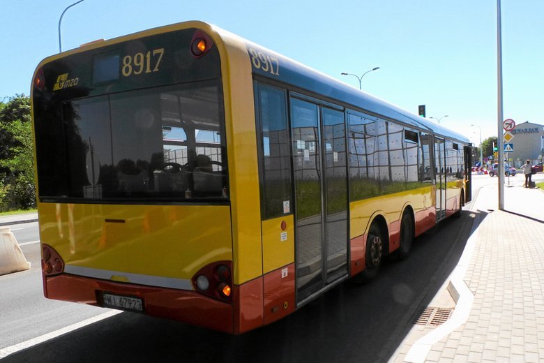 Kierowca autobusu wyprosił matkę z dzieckiem we wózku.