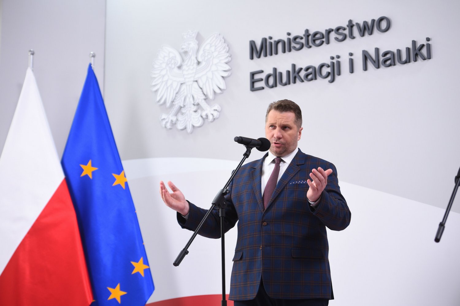 Przemysław Czarnek, Minister edukacji, szef MEiN, rok szkolny 2022/2023, zdalna nauka, covid w szkołach