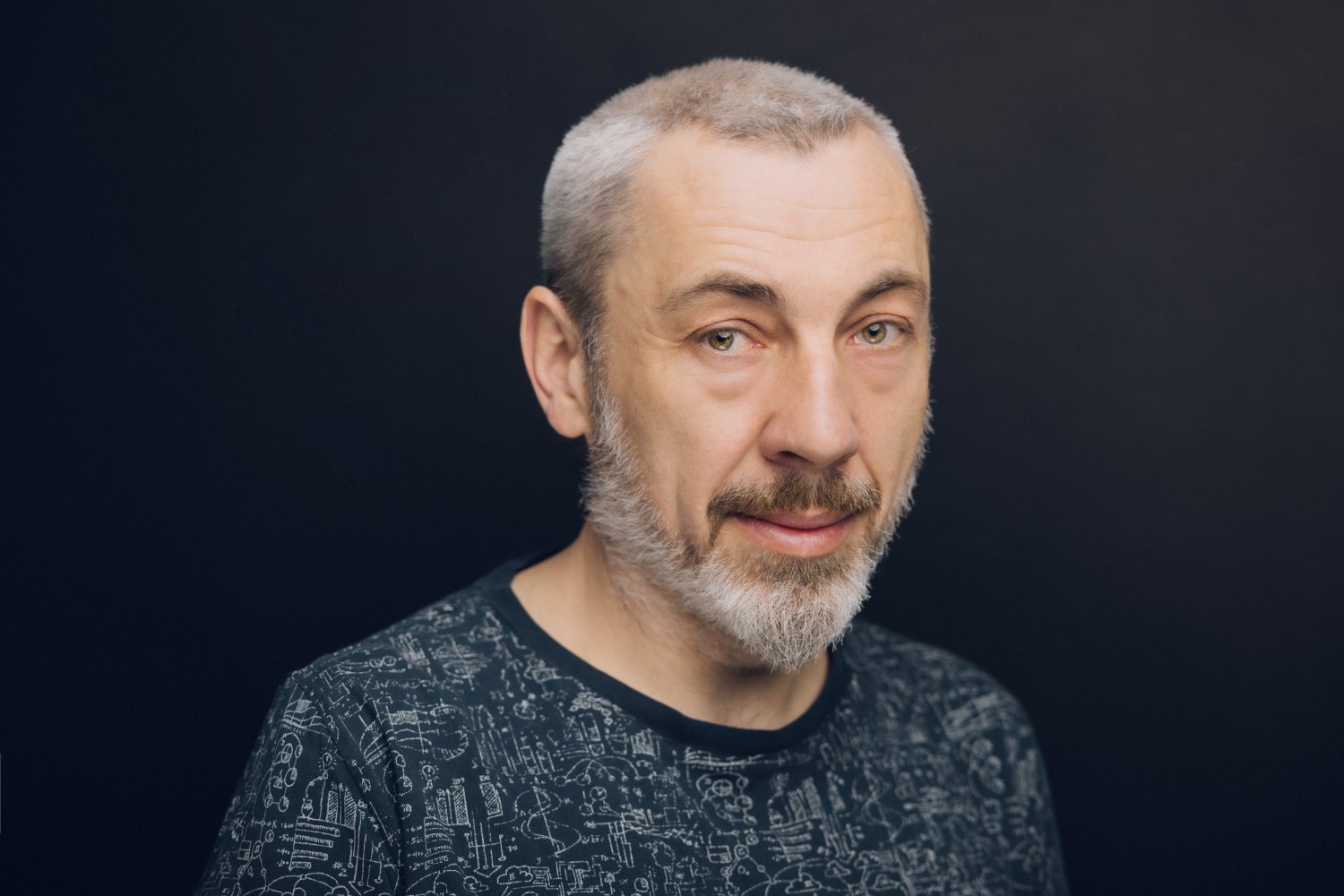 Chcą dwóch lekcji religii i to obowiązkowych. Szymon Hołownia właśnie zaakceptował ich projekt