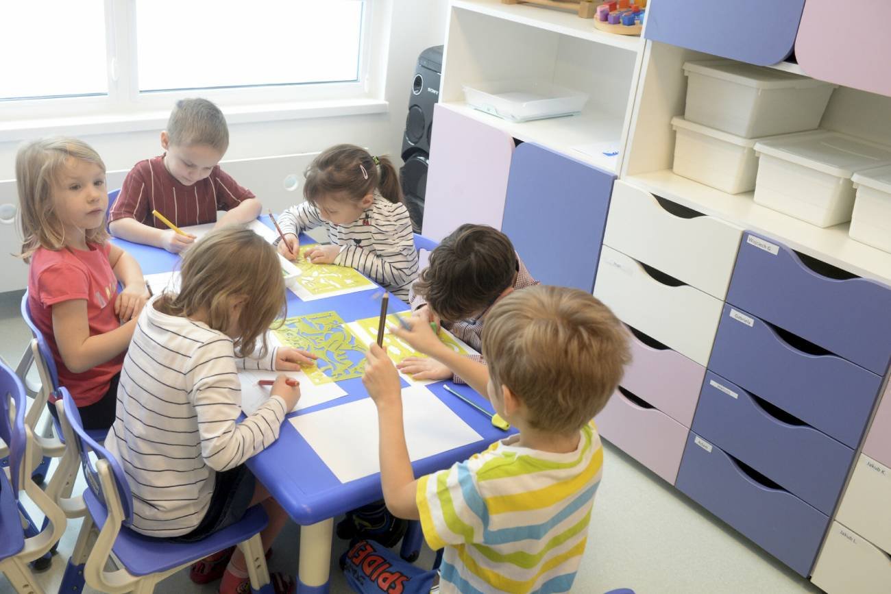 ile dzieci w klasie, ile dzieci w przedszkolu, limity miejsc w przedszkolu, limity miejsc w szkole, liczba dzieci w klasie, liczba dzieci w przedszkolu