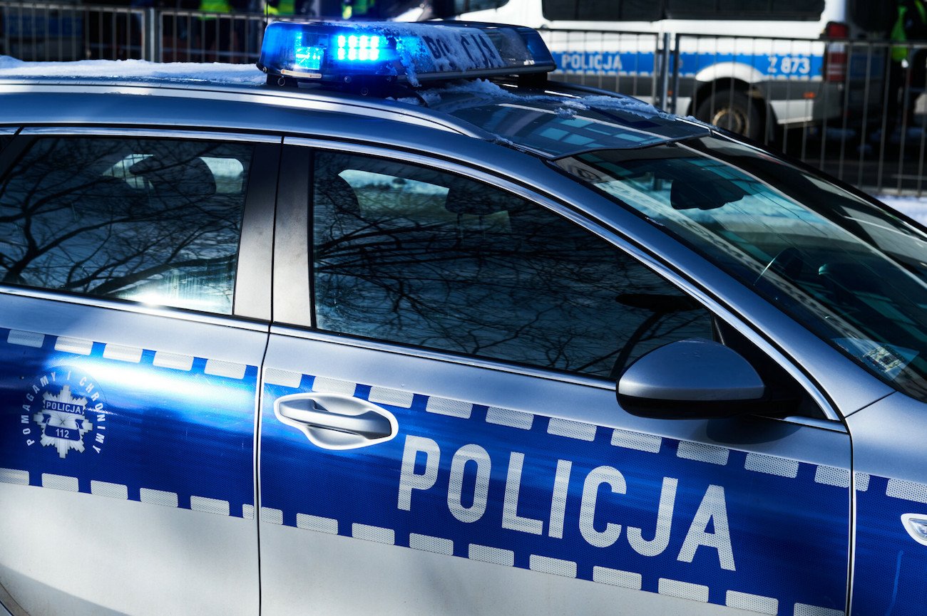 Lipki Wielkie: pijana kobieta z dożywotnim zakazem prowadzenia pojazdów chciała odebrać dzieci z przedszkola