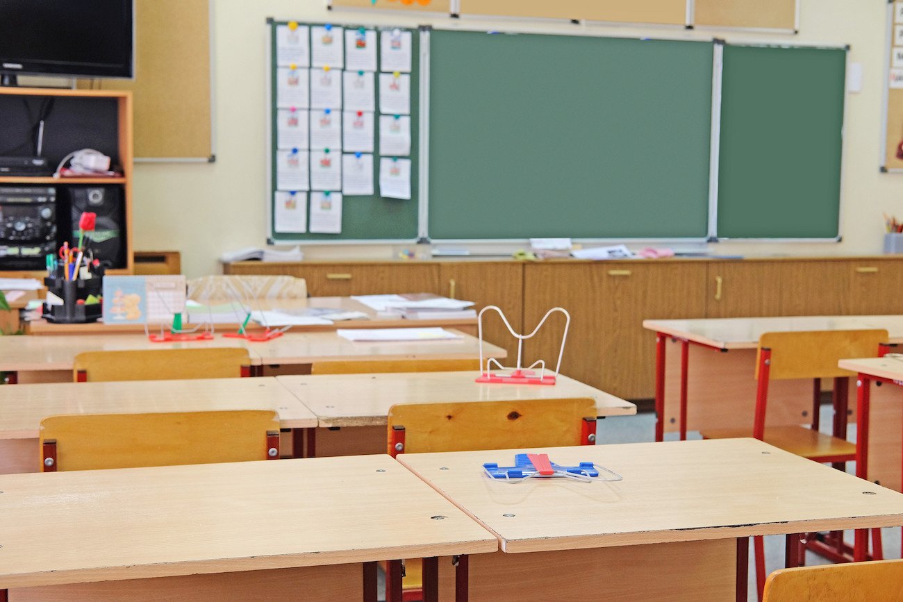 pusta klasa w szkole pusta klasa w szkole