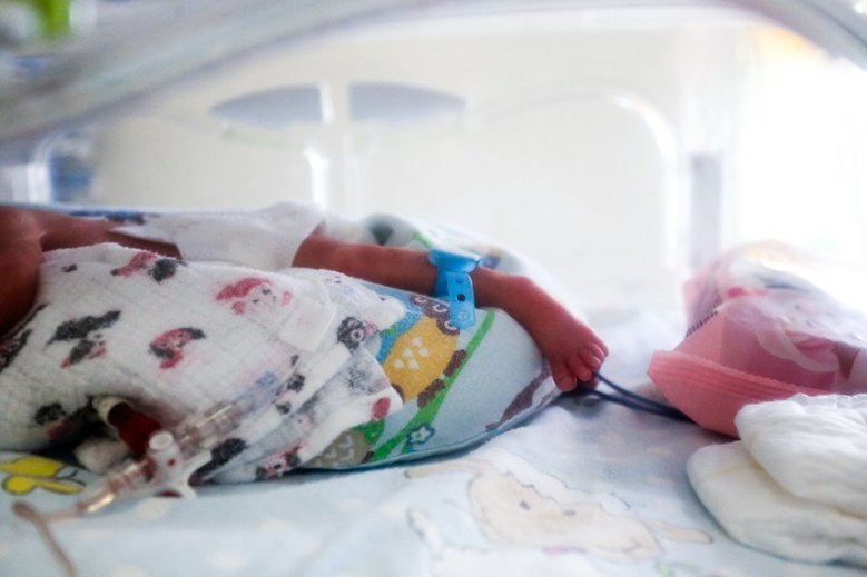 Sześcioraczki z głodu nie zginą. Wciąż jednak przebywają w krakowskim szpitalu