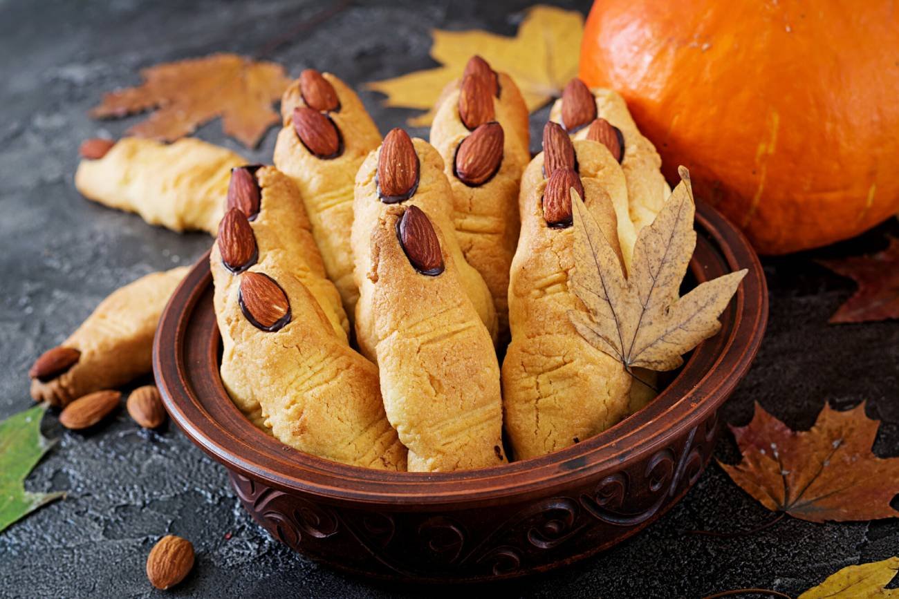 paluchy wiedźmy, palce wiedźmy, ciasteczka na Halloween, Halloween