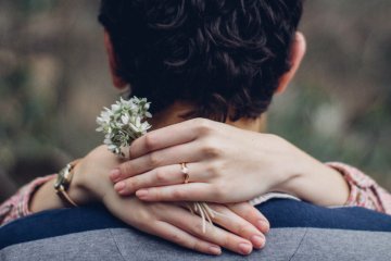 Można (i trzeba) w związku dużo rozmawiać, ale czasem pomoc z zewnątrz też się przydaje