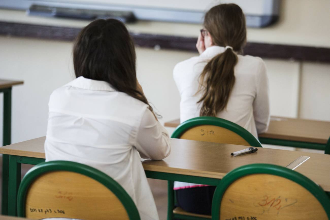 Uczniowie na egzaminie ósmoklasisty.