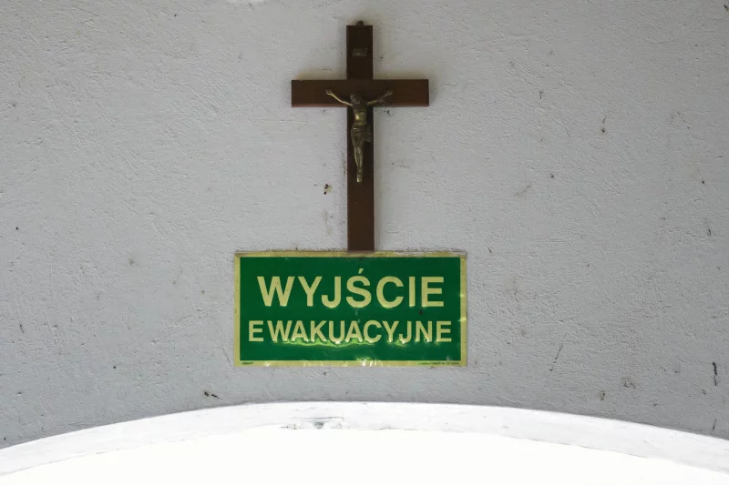 Apostazja 2020 - konsekwencje i kary za wystąpienie z kościoła Apostazja 2020 - konsekwencje i kary za wystąpienie z kościoła
