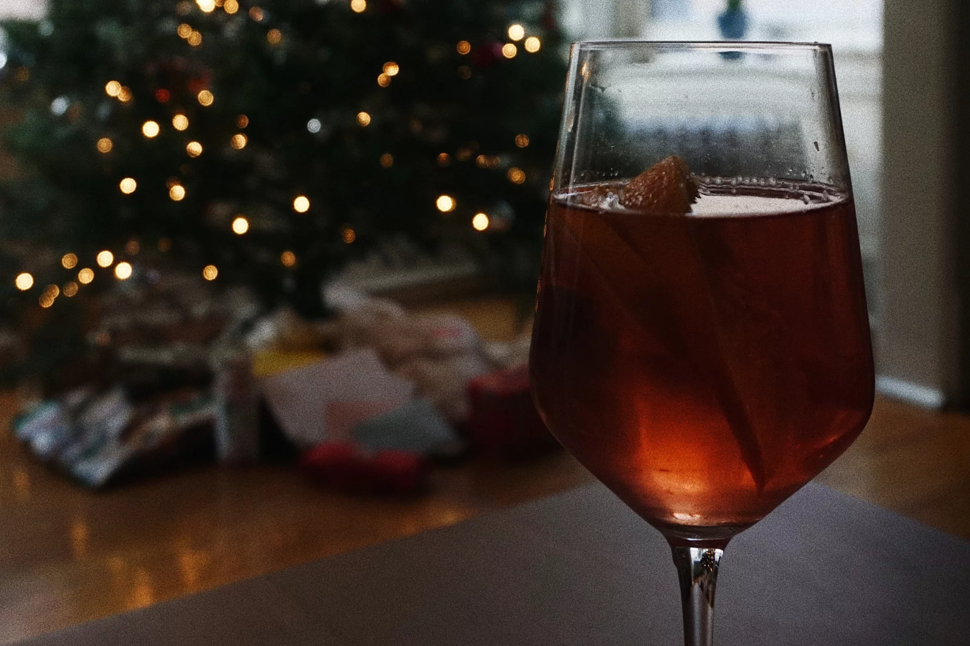 W ciąży nie wolno pić alkoholu! W ciąży nie wolno pić alkoholu!