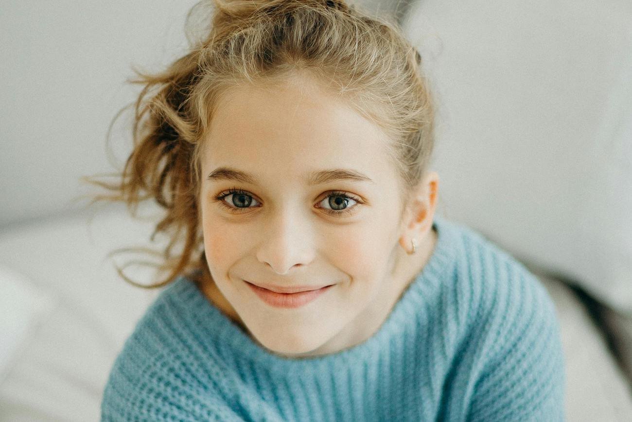 Nie kupuję dziecku nowych ubrań. Oto 5 powodów, dla których nie musi być reklamą sieciówek