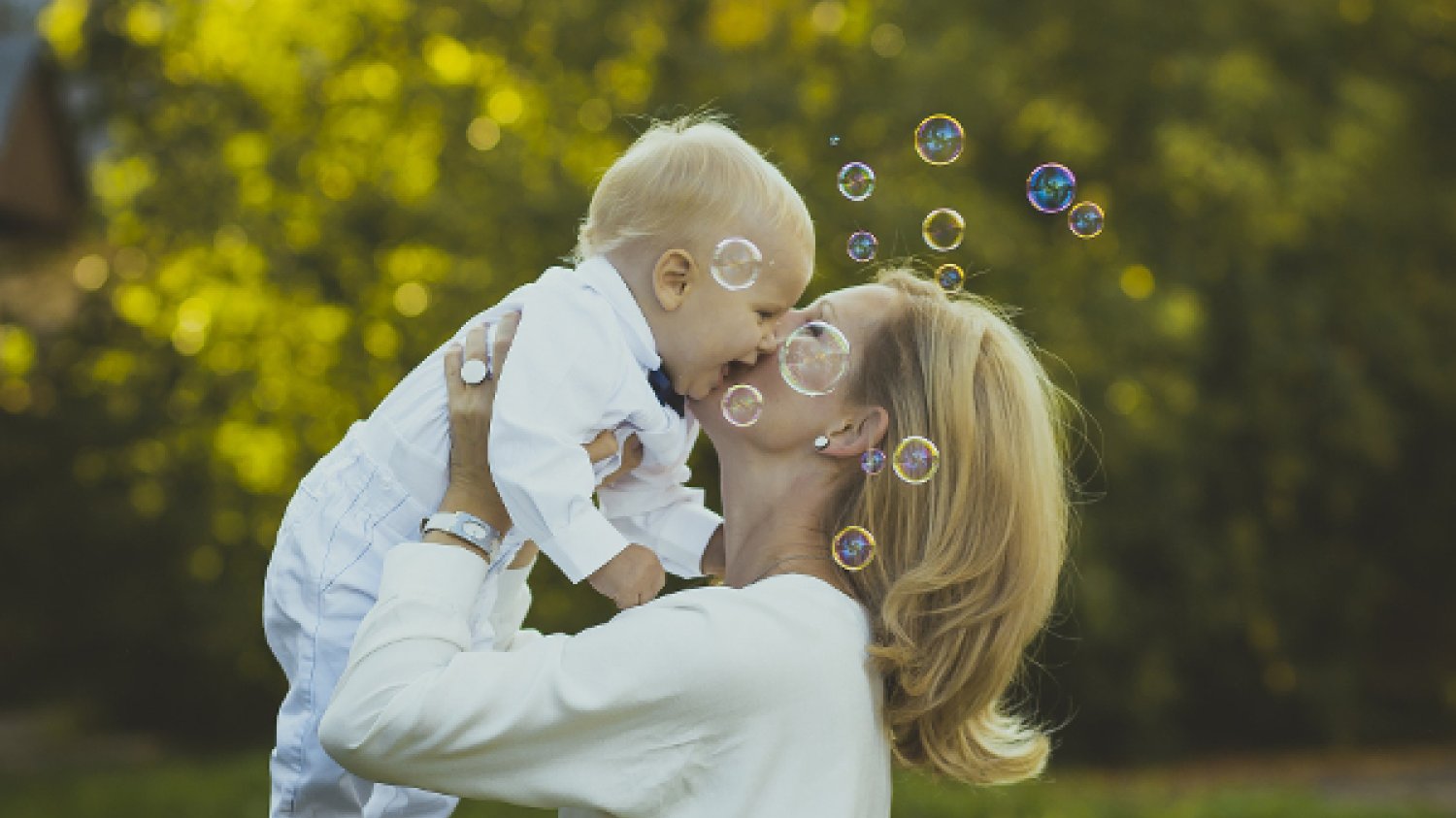 Fot. Pixabay / [url=https://pixabay.com/pl/szcz%C4%99%C5%9Bcie-dzieci-mama-sye-987394/]Profile[/url]/[url=https://pixabay.com/pl/service/terms/#usage]CC0 Public Domain[/url]