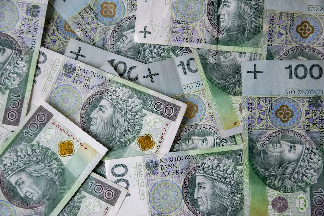 polskie banknoty stuzłotowe polskie banknoty