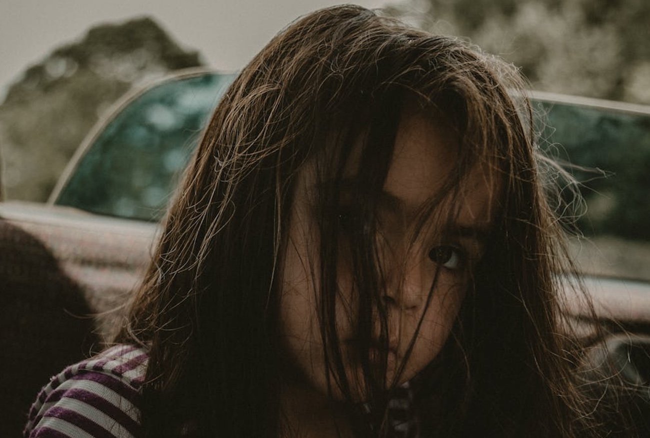 "Chciałbym, żeby rodzice wiedzieli, że wciąż słyszymy ich krzyki. Mimo tego, że zamykają drzwi".