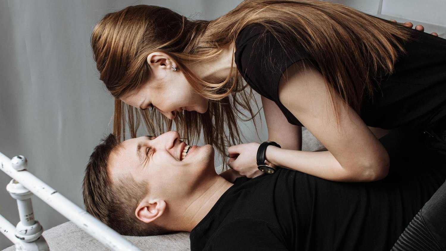 Cytat, który podzielił internet. "Kobieta traktuje partnera tak, jak jej matka traktowała ojca"