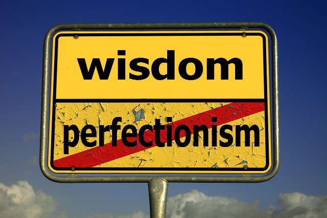 Fot. Pixabay / [url=http://pixabay.com/en/wisdom-traffic-sign-meditation-92901/]geralt[/url] / [url=http://pixabay.com/en/service/terms/#download_terms]CC0 Public Domain[/url]