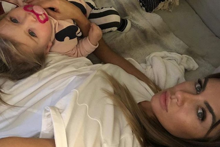 Natalia Siwiec wierzy, że plaster rehabilitacyjny pomaga dziecku zwalczyć katar