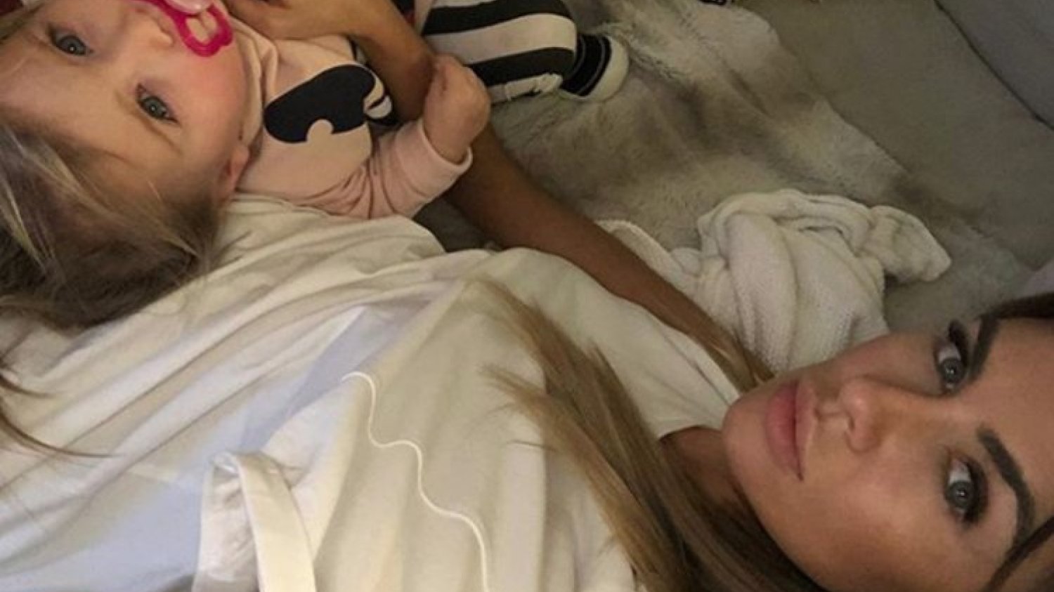 Natalia Siwiec wierzy, że plaster rehabilitacyjny pomaga dziecku zwalczyć katar