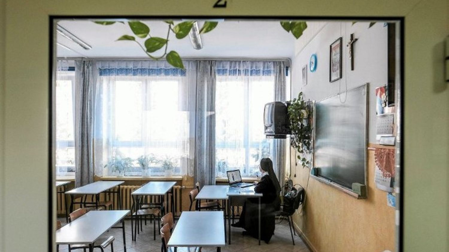 608 godzin - tyle czasu zaoszczędziłoby twoje dziecko, gdyby nie chodziło na religię