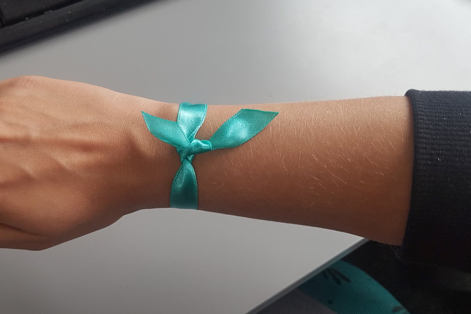 Zielona wstążka to znak legalnej aborcji