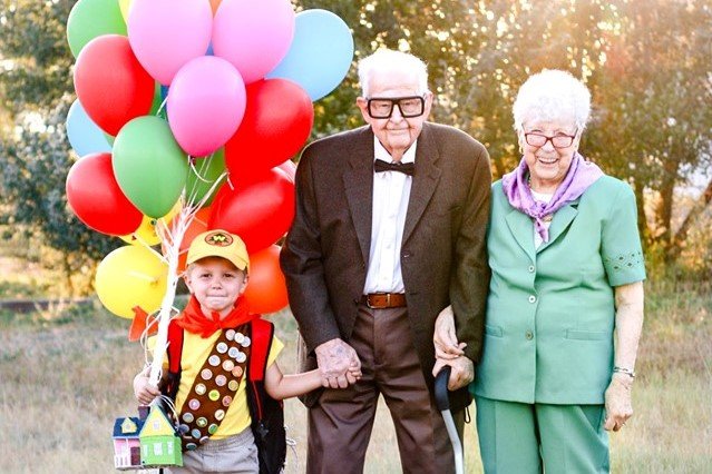 Zdjęcia tego 5-latka i jego pradziadków zachwyciły świat!