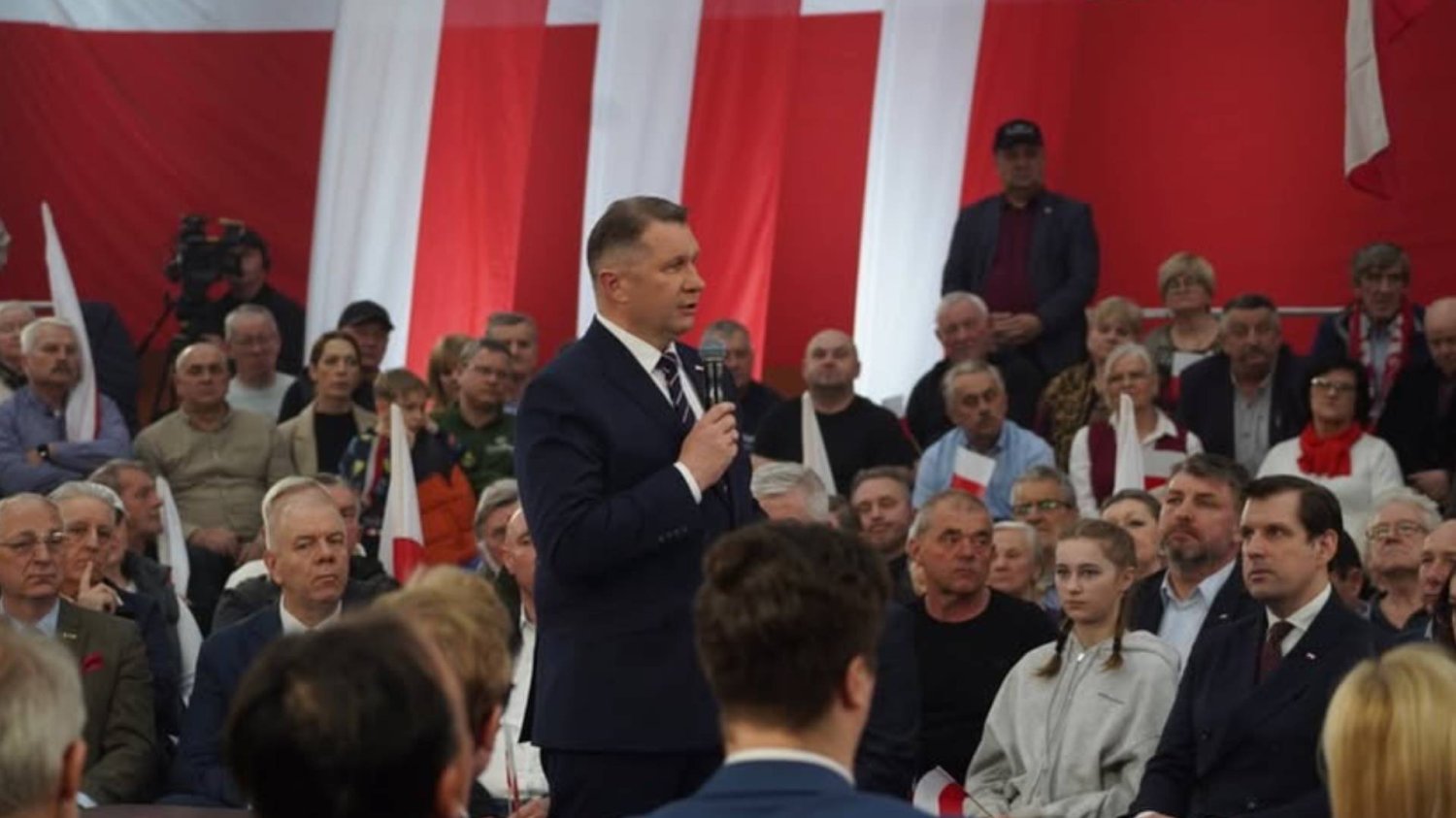 Przemysław Czarnek podczas przemówienia