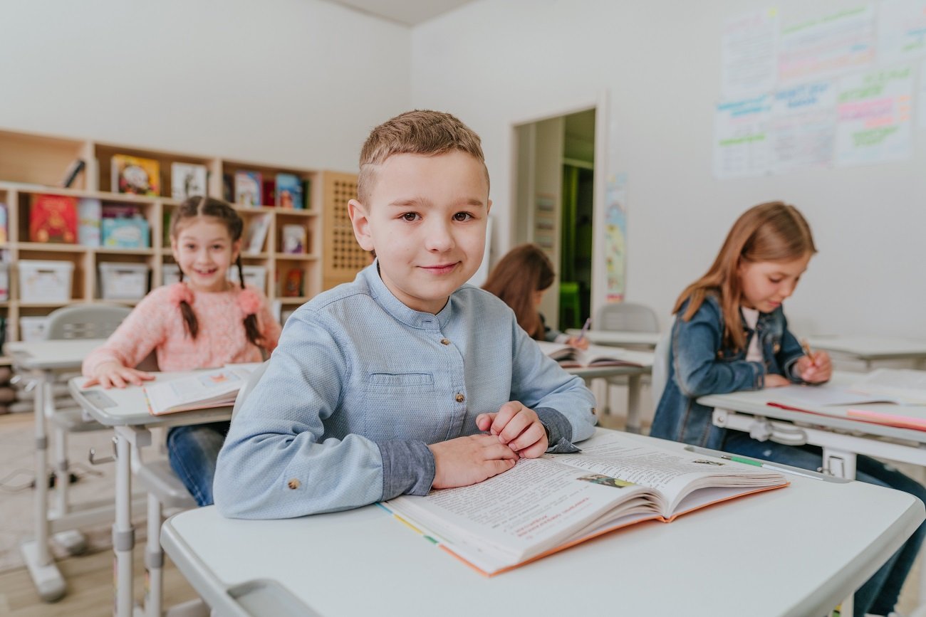 Uczniowie w szkole