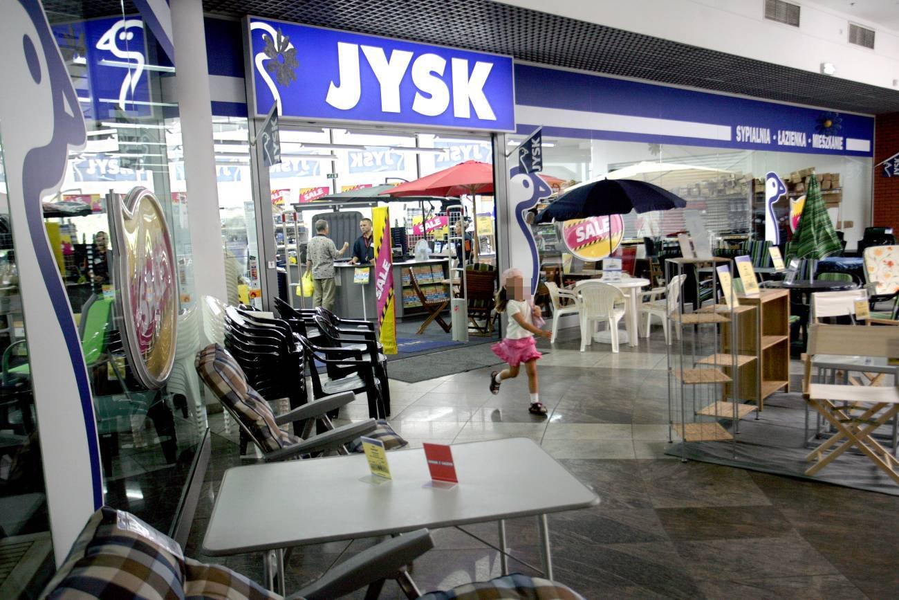 Ten gadżet odmieni twój ogród. Teraz w Jysk aż 33 proc. taniej