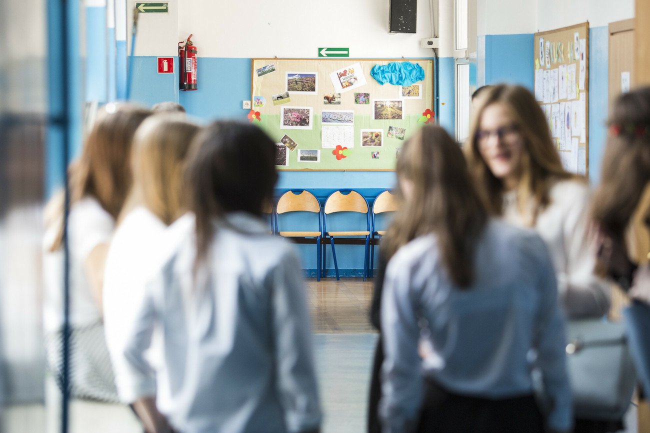 Matka: "Szkoła to dziś wyścig szczurów". Talerzyk w kuchni smutnym dowodem