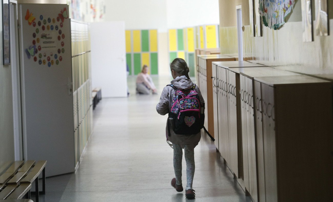 toaleta, dziecko, szkoła