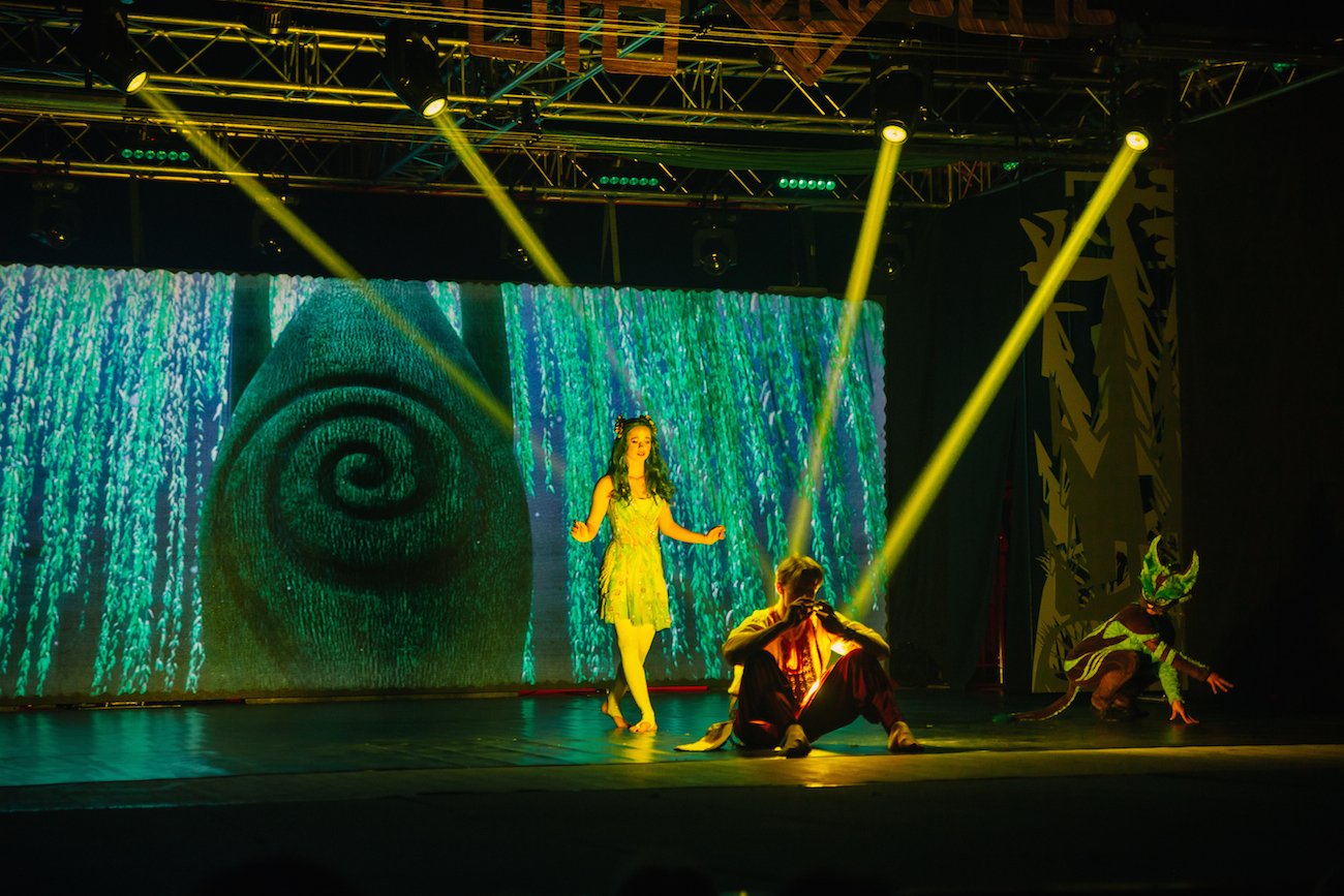 "MAVKA SHOW" to międzynarodowe widowisko teatralne, którego trasa koncertowa w Polsce potrwa od 12 października do 5 listopada 2023 roku. Oryginalny spektakl powstał na podstawie ukraińskiego filmu animowanego "Mavka i strażnicy lasu".