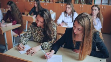 Uczniowie mieli napisać na lekcji własne nekrologi