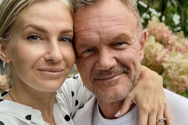 Edyta Pazura nago w wannie