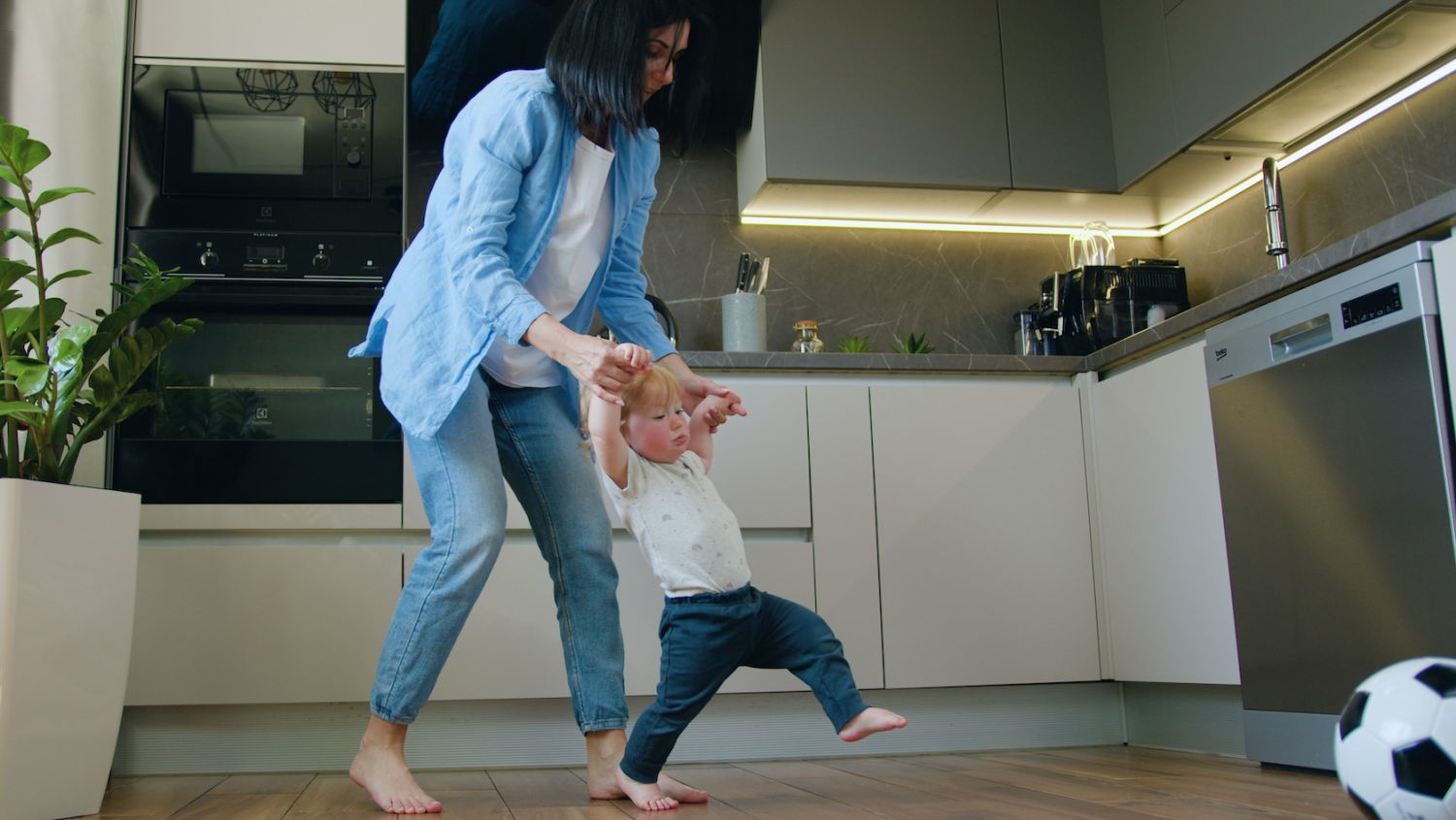 Etapy rodzicielstwa według wieku dziecka. Śmieszne, ale prawdziwe